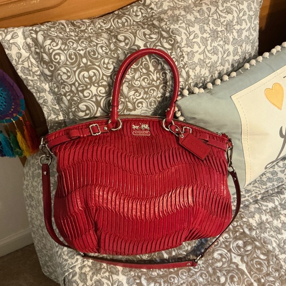 Coach Madison Gathered Lindsey - Picture 1 of 4